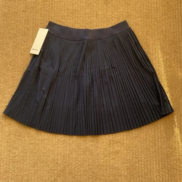 Lululemon Pleated High-Rise Knee-Length Tennis Skirt, L, Club Blue - Picture 2 of 8